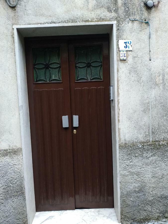 דירות קסטיליונה די סיציליה Casa Donna Franca מראה חיצוני תמונה