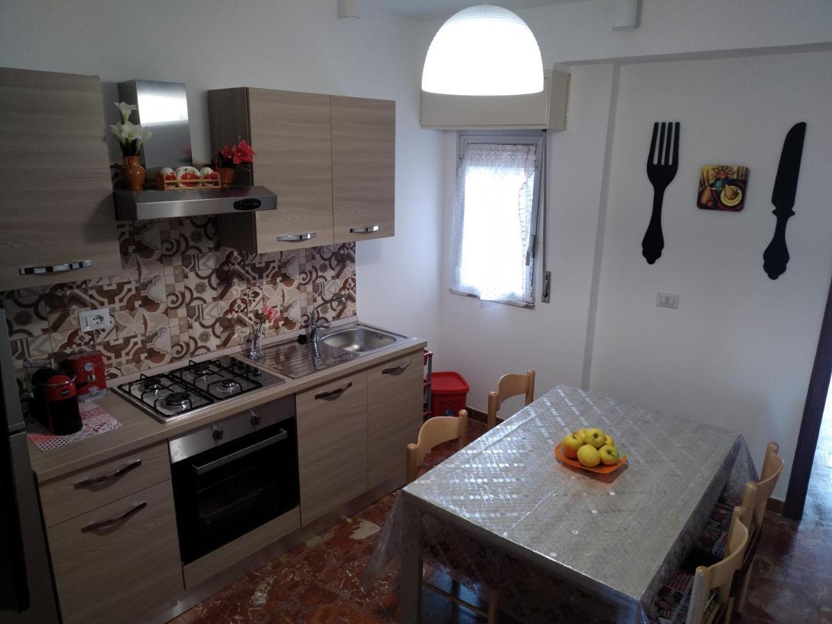 דירות קסטיליונה די סיציליה Casa Donna Franca מראה חיצוני תמונה
